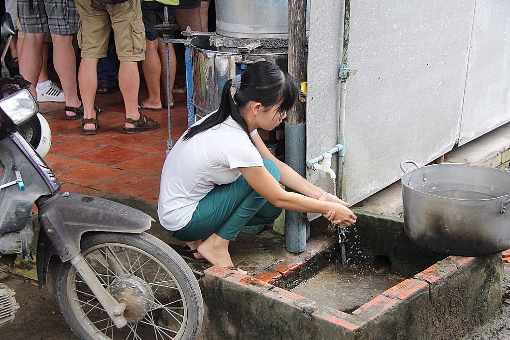 What you rinse down the drain can be good for you and the Earth. Image from Wikimedia.