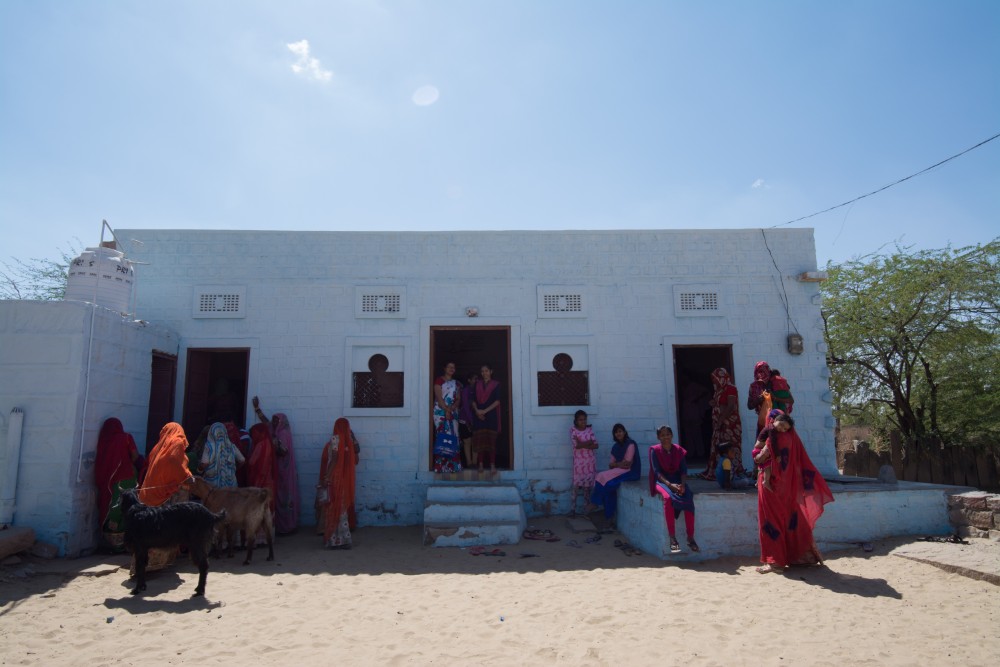 The Sambhali Trust building in Rajasthan India - Abbie Synan with Purposeful Nomad and Wanderful